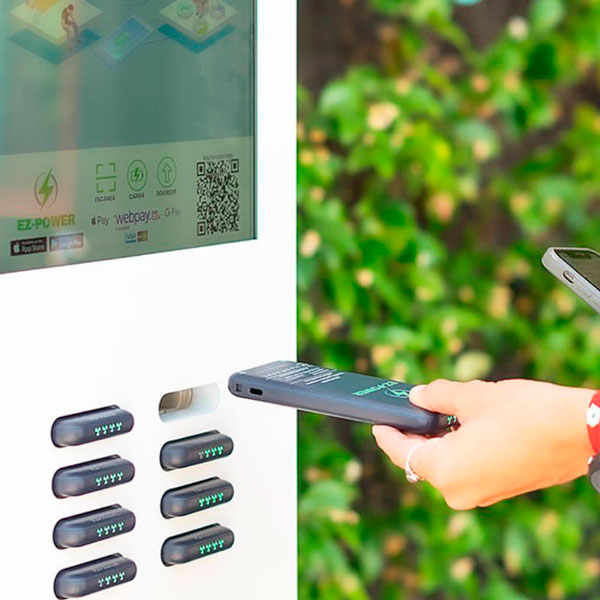 Devolución de power bank en estación EZ-Power
